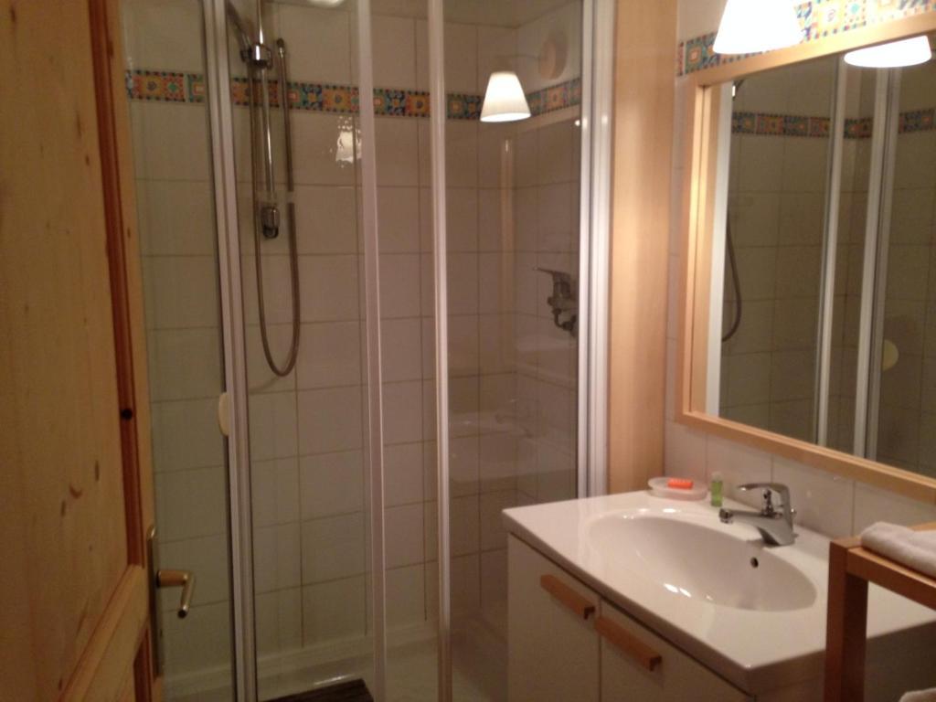 La Ferme Du Dizacre Bed & Breakfast Leubringhen Ruang foto